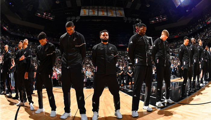 攻并不追求 攻并不追求